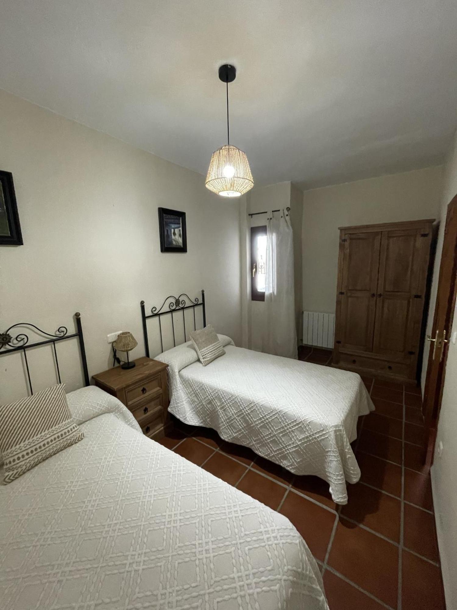 Apartamentos Rurales Las Chimeneas カピレイラ エクステリア 写真