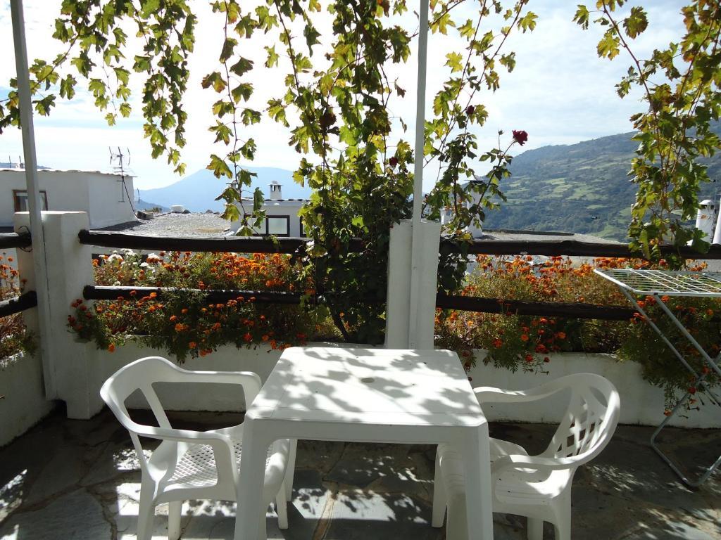 Apartamentos Rurales Las Chimeneas カピレイラ エクステリア 写真