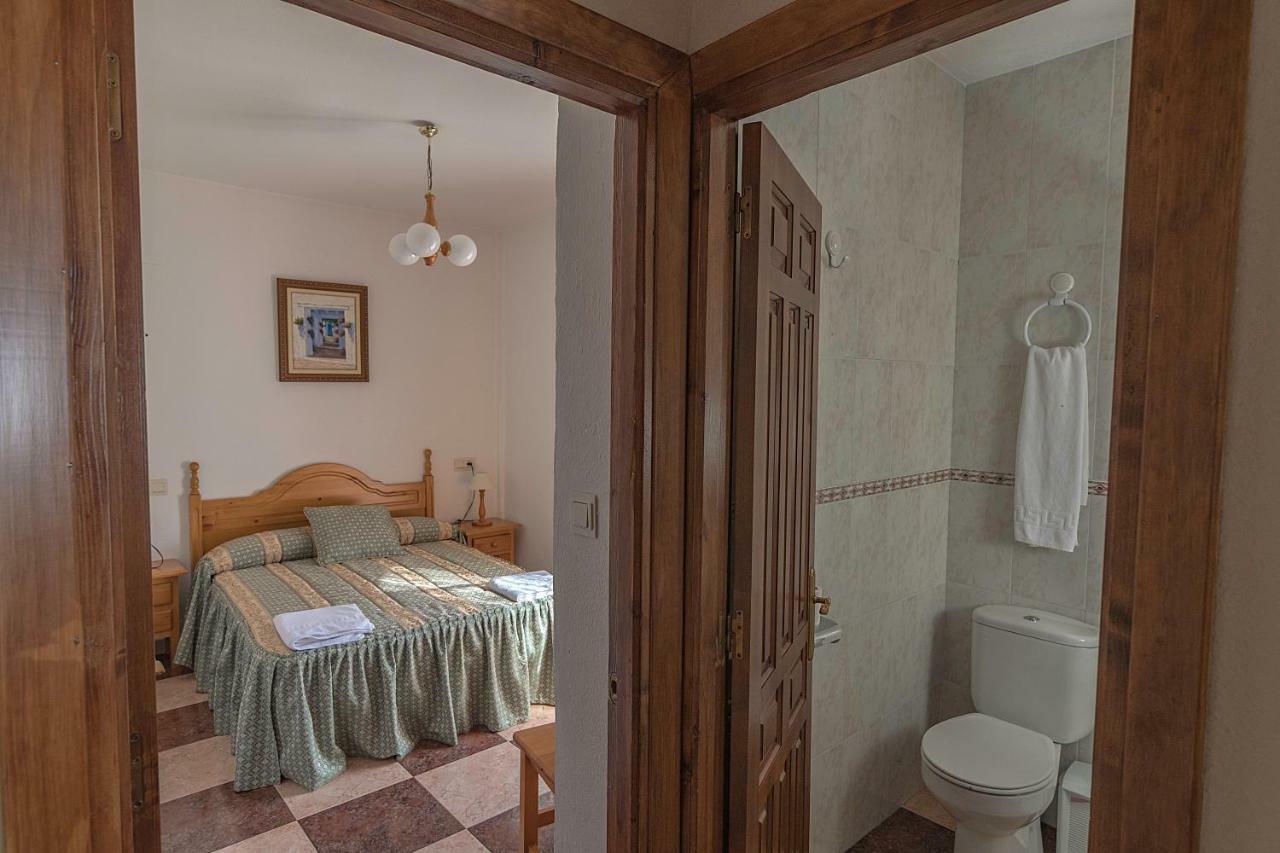 Apartamentos Rurales Las Chimeneas カピレイラ エクステリア 写真
