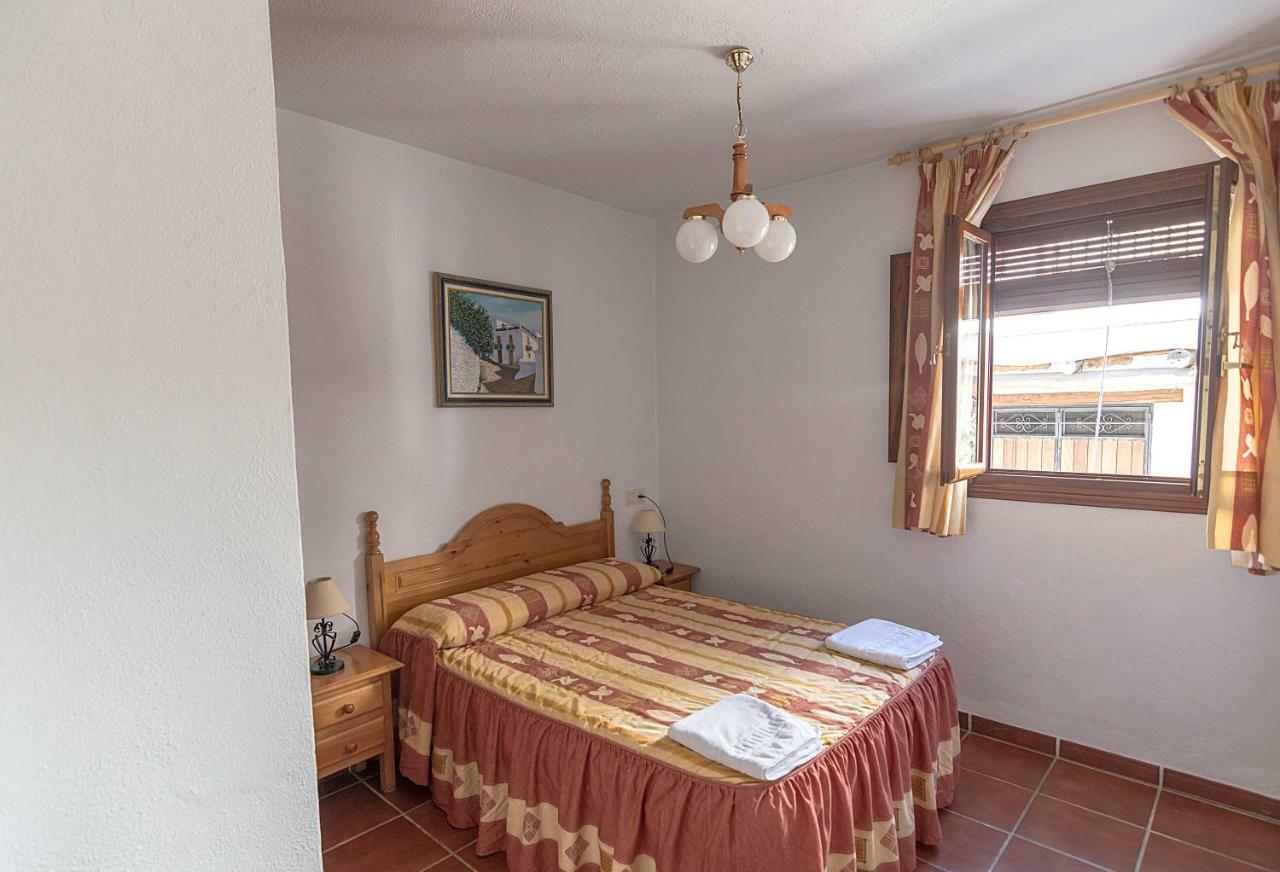 Apartamentos Rurales Las Chimeneas カピレイラ エクステリア 写真