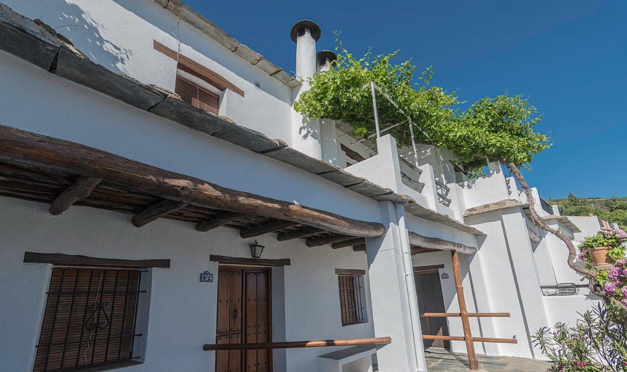 Apartamentos Rurales Las Chimeneas カピレイラ エクステリア 写真